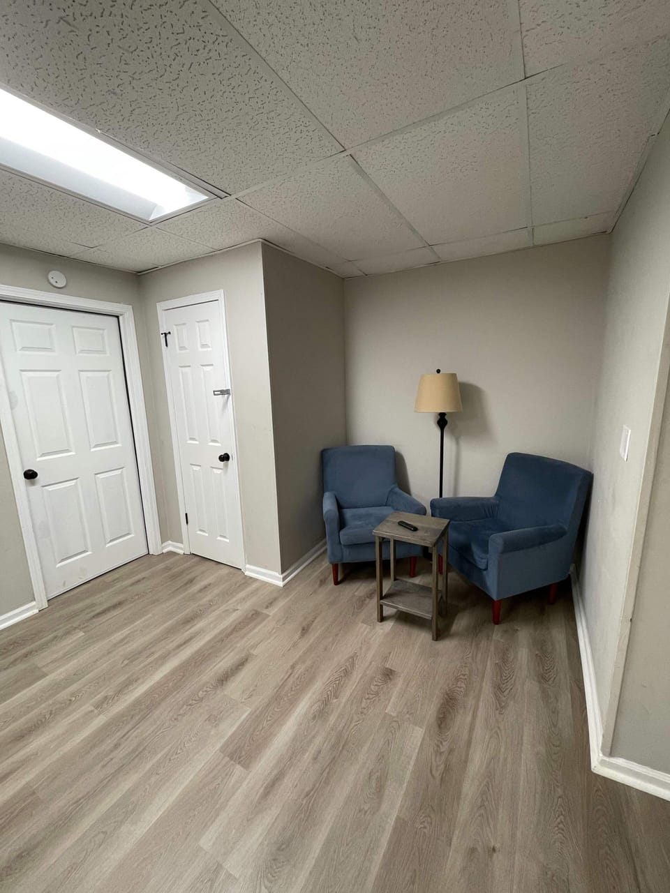 Recent photo taken by our cleaning team, ensuring you see the home how it truly is.