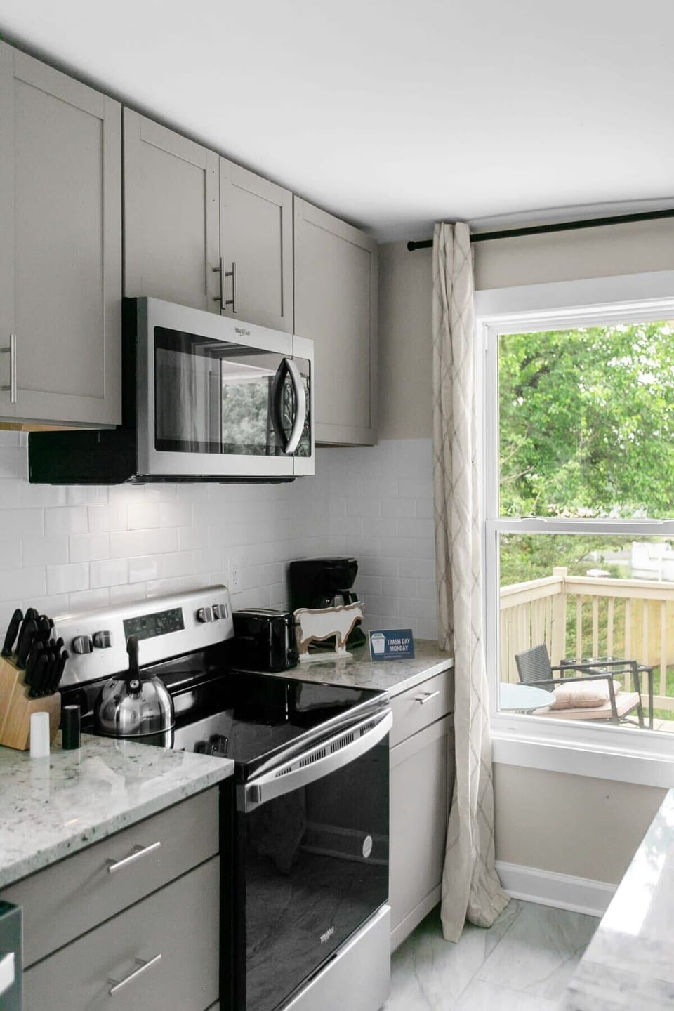 Fully equipped kitchen
