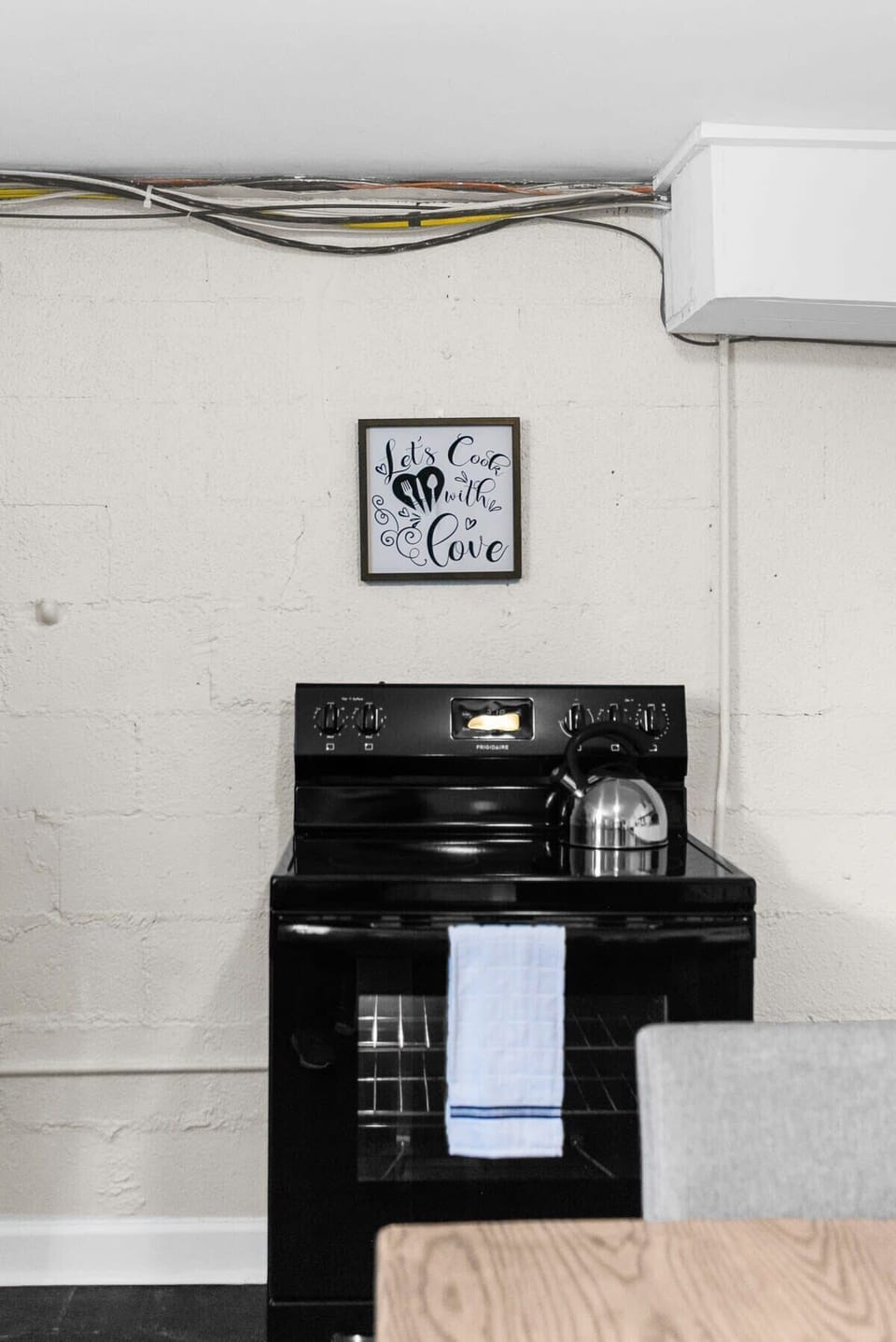 Unit B kitchen