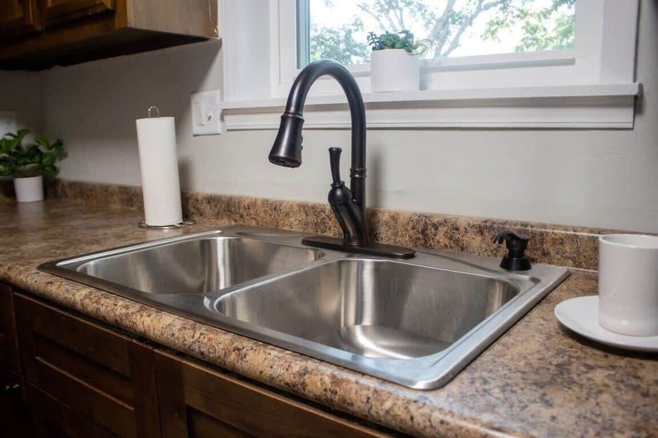 Kitchen sink