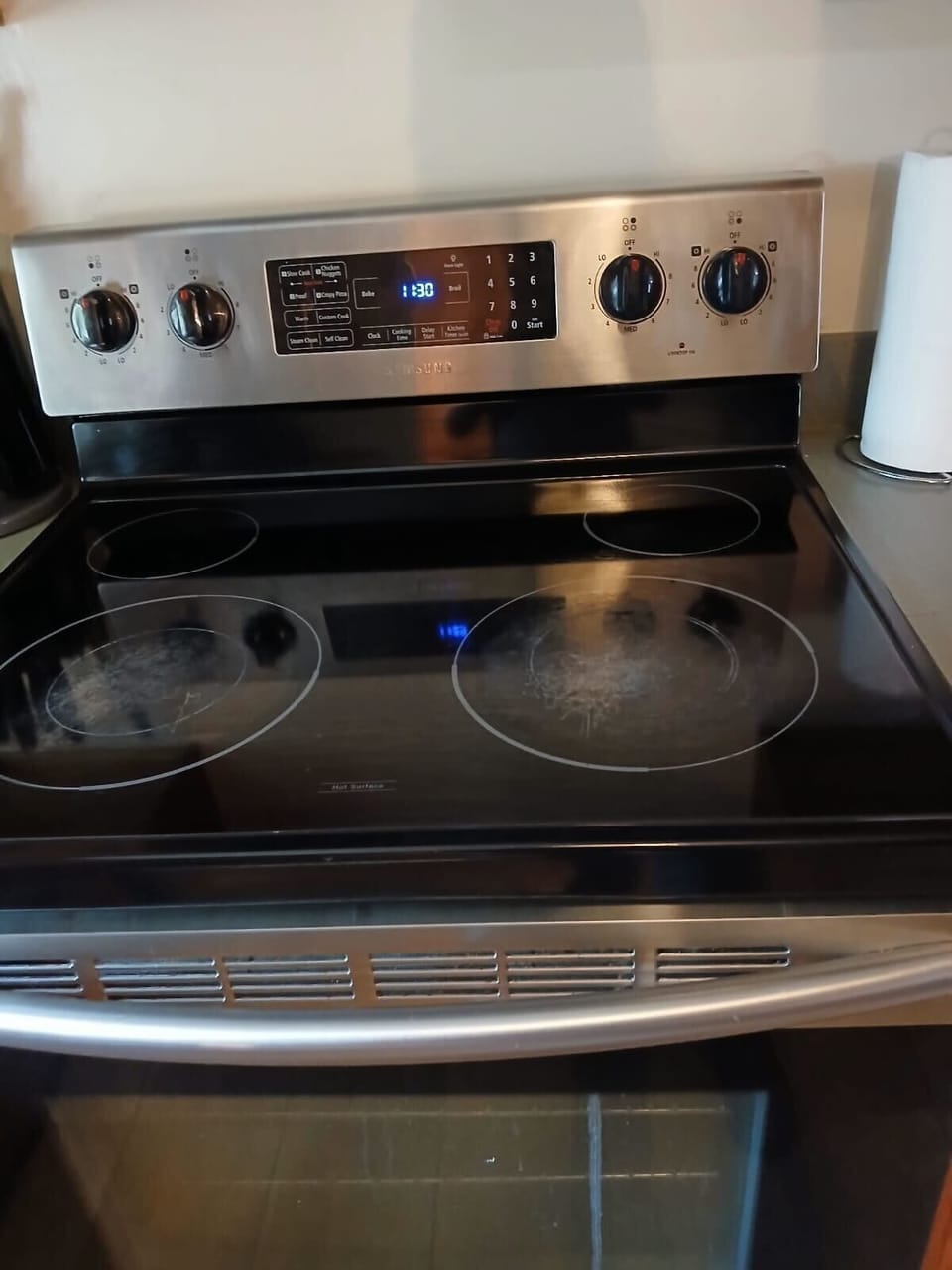 Recent photo taken by our cleaning team, ensuring you see the home how it truly is.
