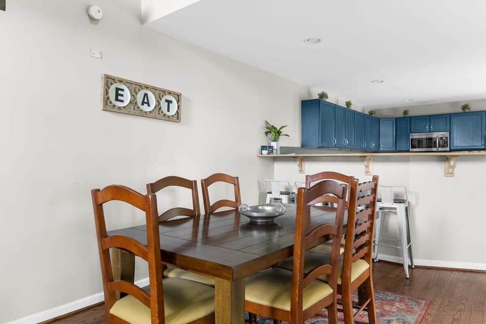 Dining table for 5 + countertop seating
