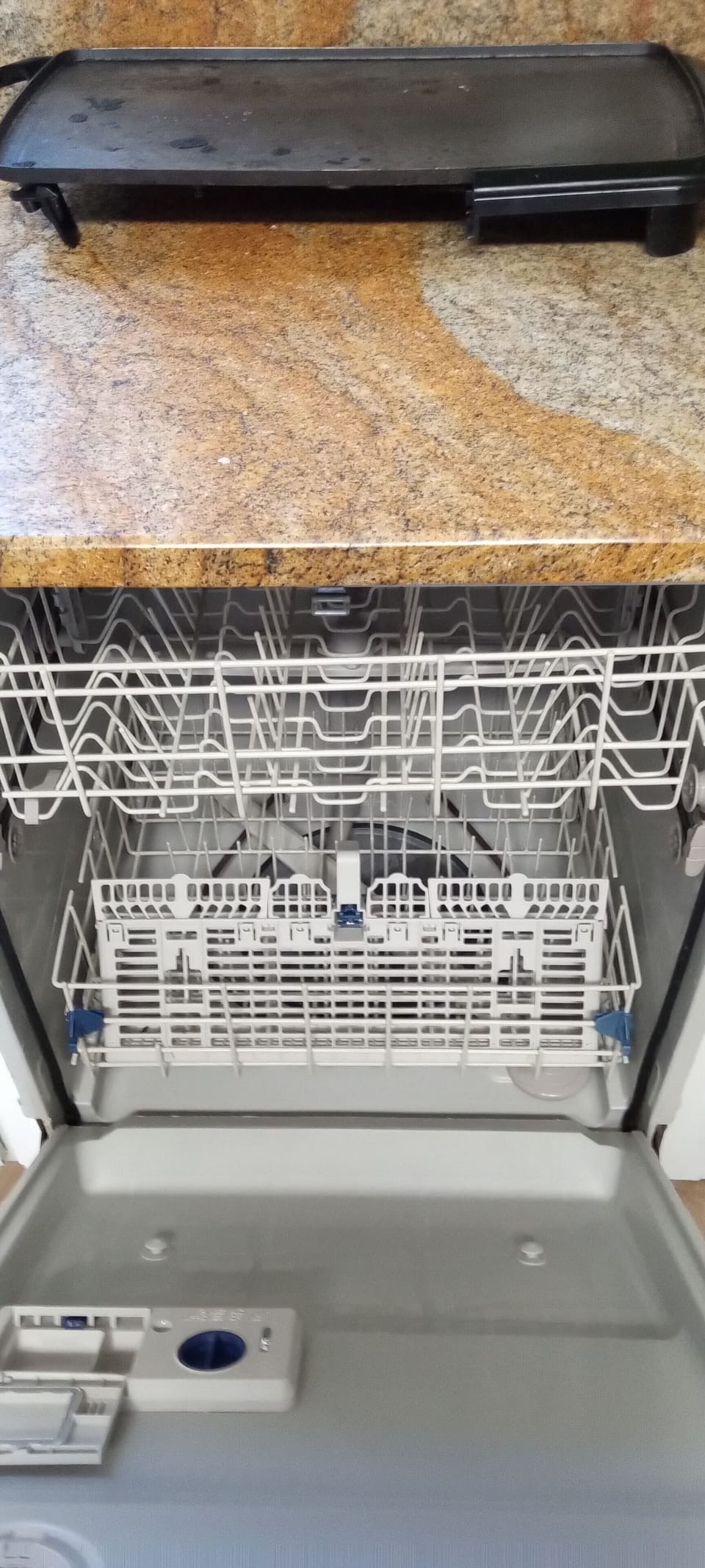 Recent photo taken by our cleaning team, ensuring you see the home how it truly is.