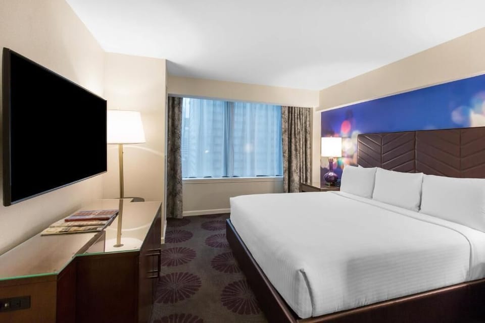 King size bed