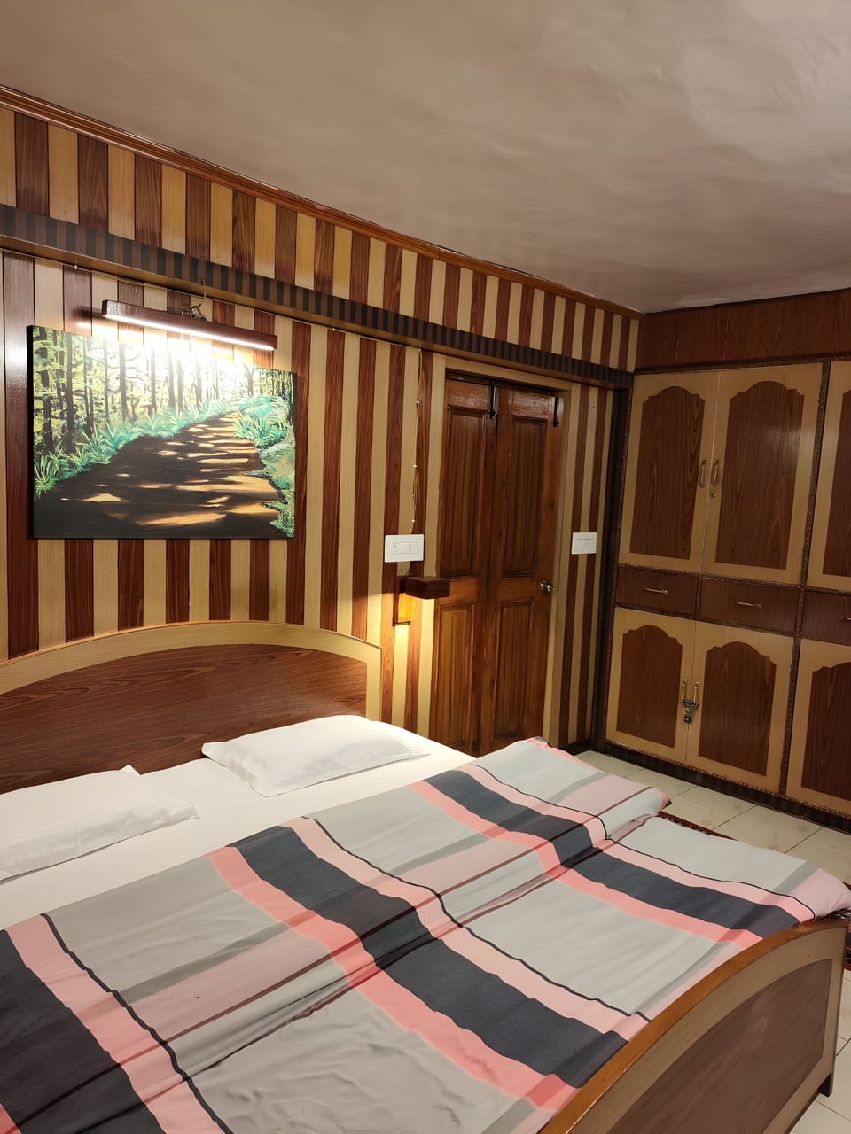 Master bedroom with King Size bed