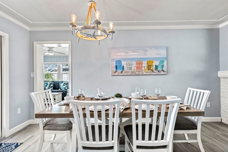 Dining room with the den straight ahead.