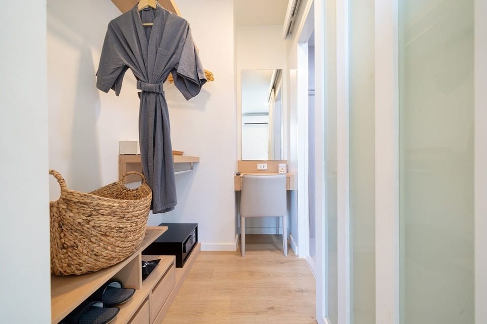 Zcape X2 Condominium - 1 Bedroom Studio (D) (1588)
