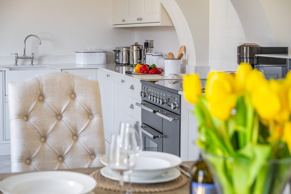 First Floor: Share memories around the table