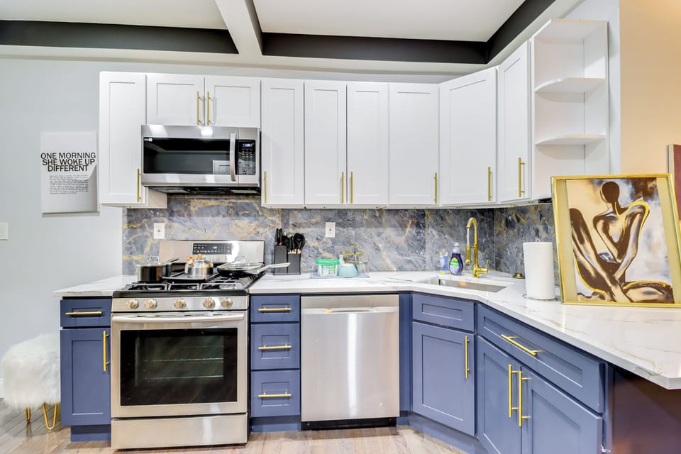 Kitchen | Main Level | Dishwasher | Cooking Basics
