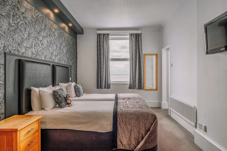 Settle in with plenty of space to unpack and unwind.