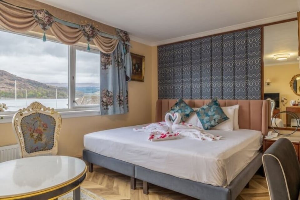 Double bed
