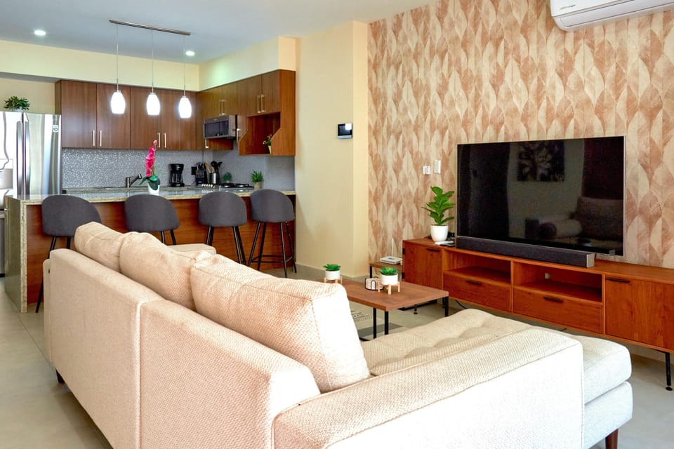 Condo - Image 5
