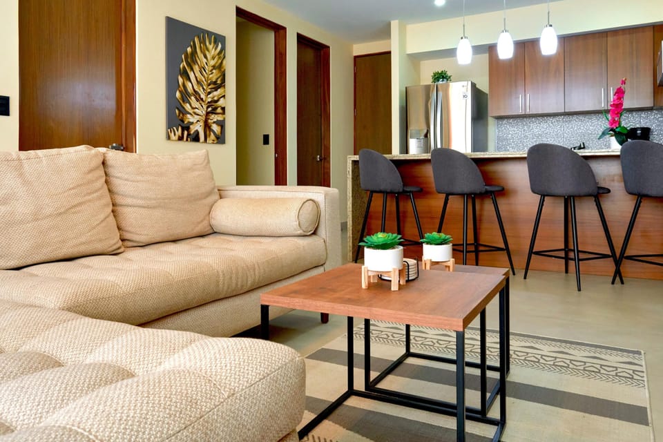Condo - Image 4