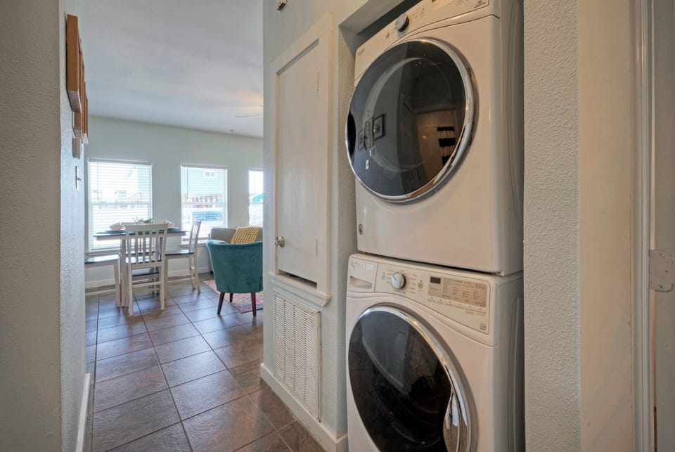 Washer/dryer for added convenience. (Unit 103)