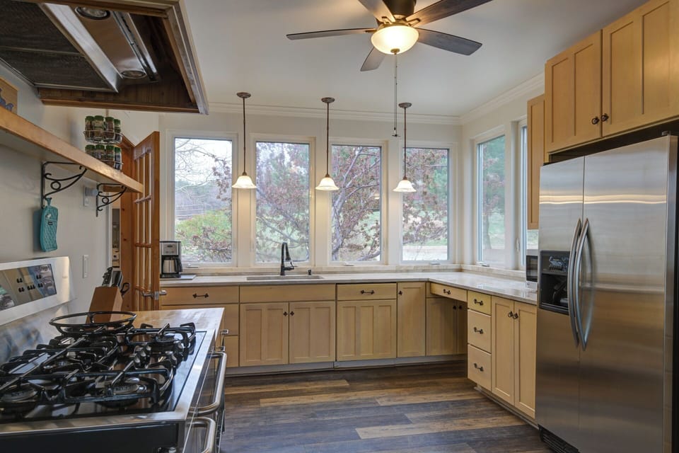 These kitchen windows will wow you!