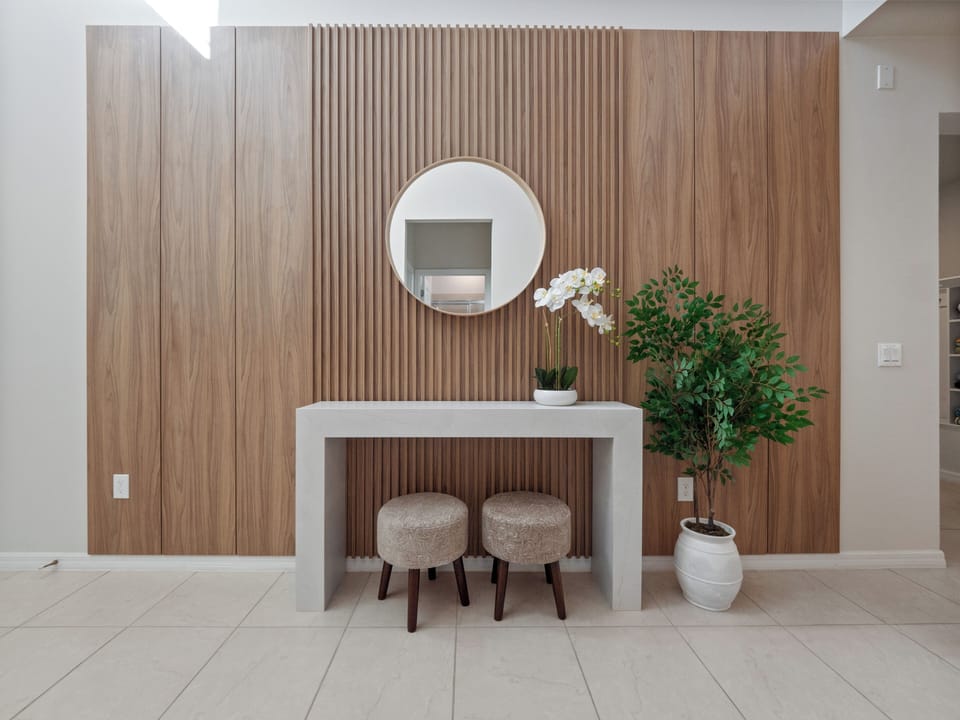 Welcoming Entry way of bsv_villa1970