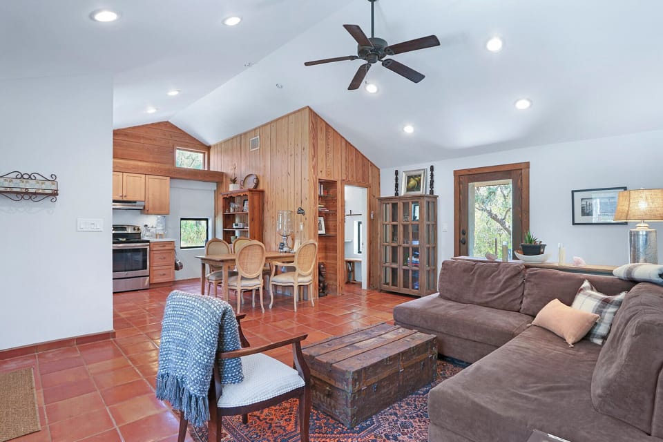 Open concept living perfect for entertainment