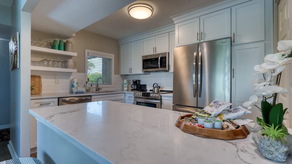 Fully Stocked Chef’s Kitchen – Cook, Sip & Savor the Island Life