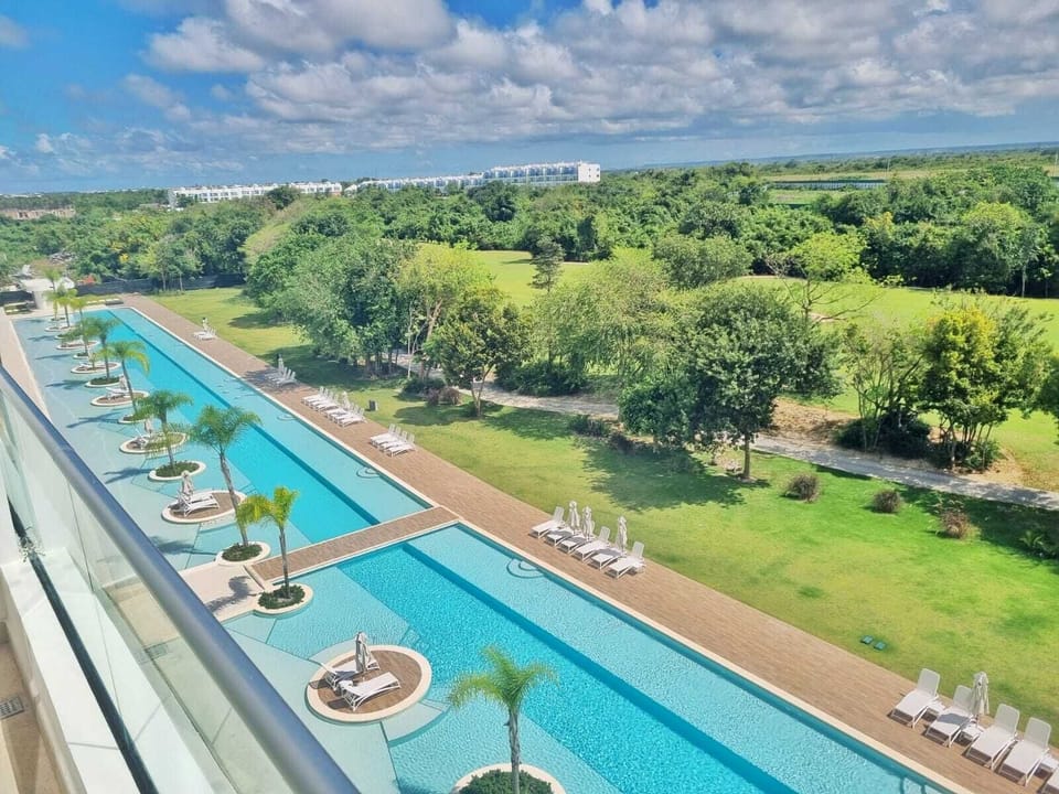 Amoré Skyline Luxe Condo with/Rooftop (2287)