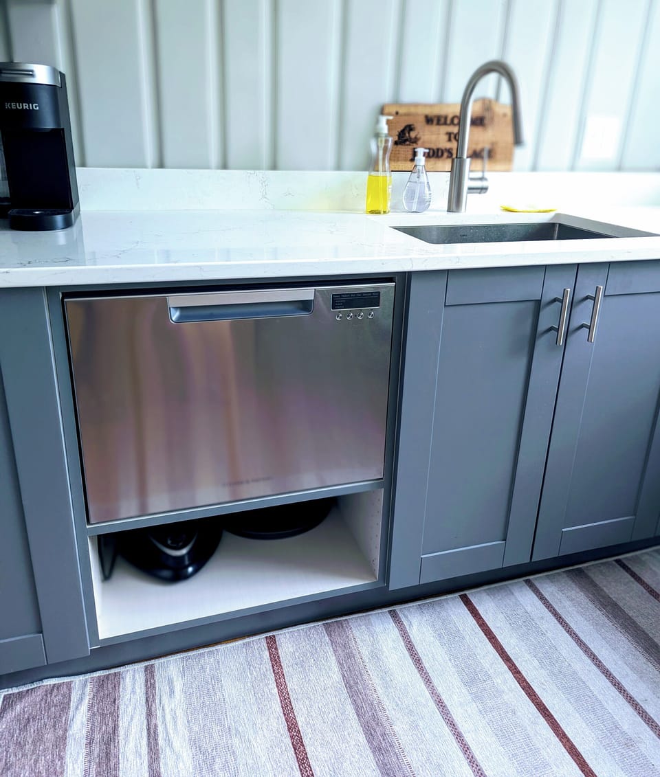 Remodeled kitchen equipped for all your needs. New dishwasher!