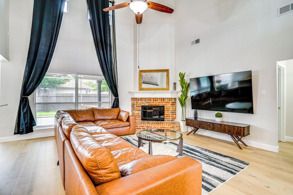 Burleson Vacation Rental | 5BR | 3BA | Steps Required | 3,500 Sq Ft