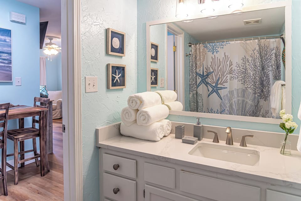 Bathroom Tub/Shower Combo