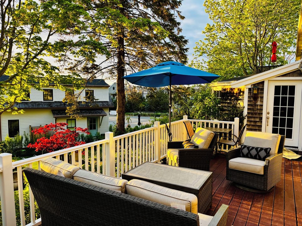 Front deck