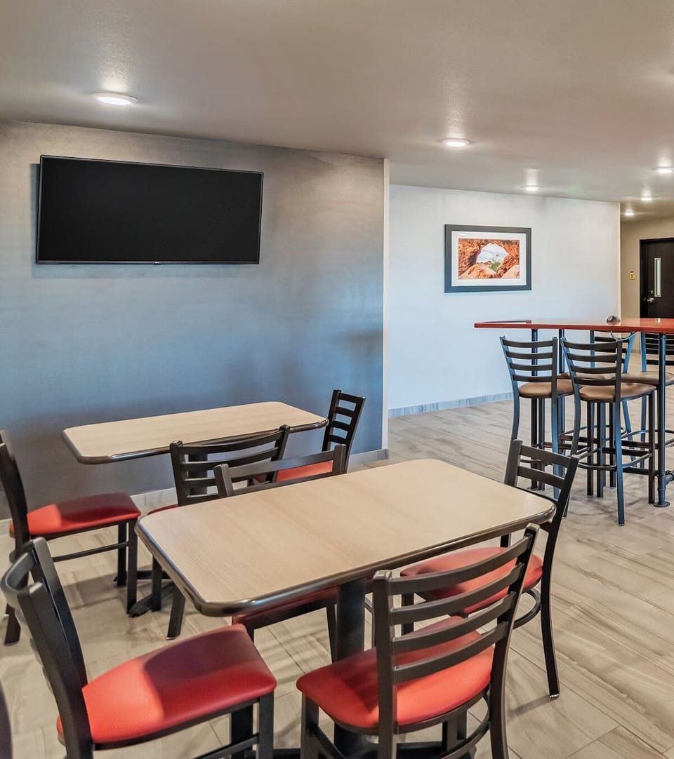 Start your stay with easy check-in and nearby treats.