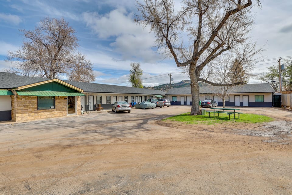 Bell's Motor Lodge | Community Exterior | Single Story | Located on Main Street