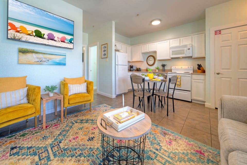 Coastal interior design (Unit 104)