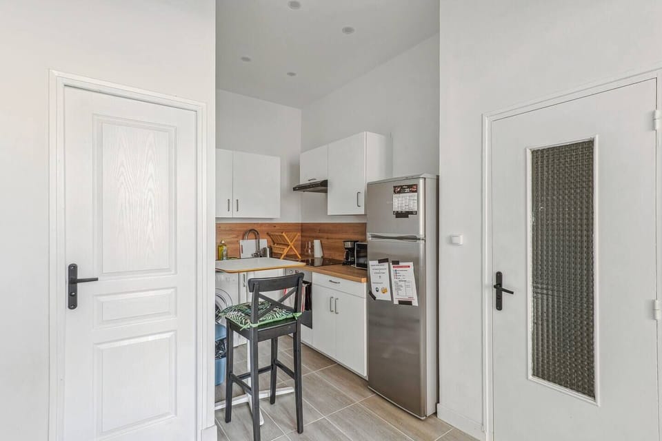 656001ae-fae6-4532-a8bc-6102a0c7813a