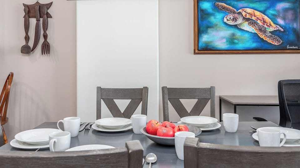 Kitchen Table Set Up