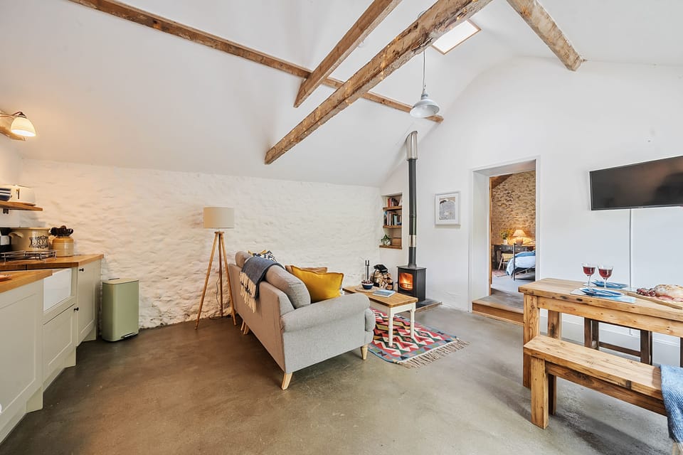The Neap, Toller Fratrum: Bijou and beautiful; your cosy holiday home
