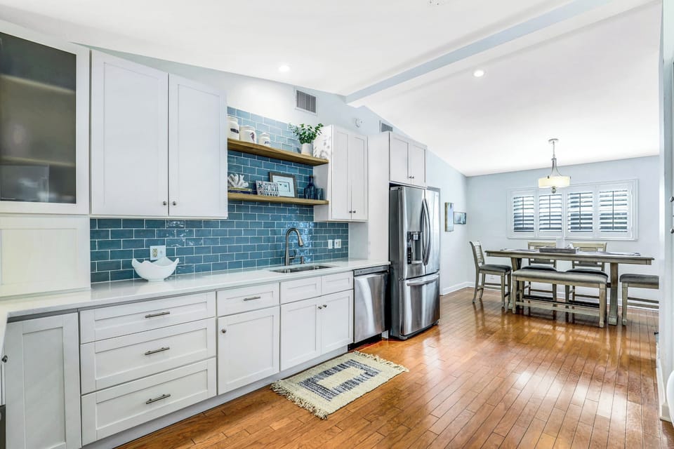 Kitchen to Dining