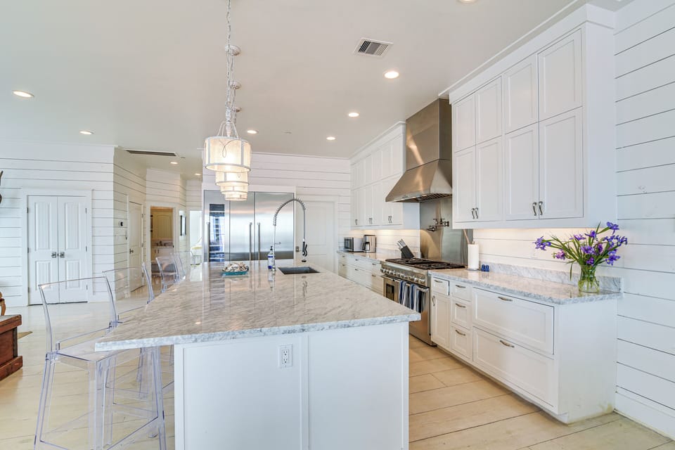 Master kitchen with Thermador appliances!