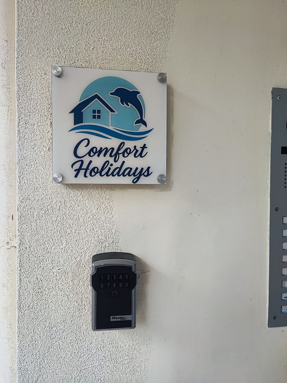 Logo & Smartkey Lock