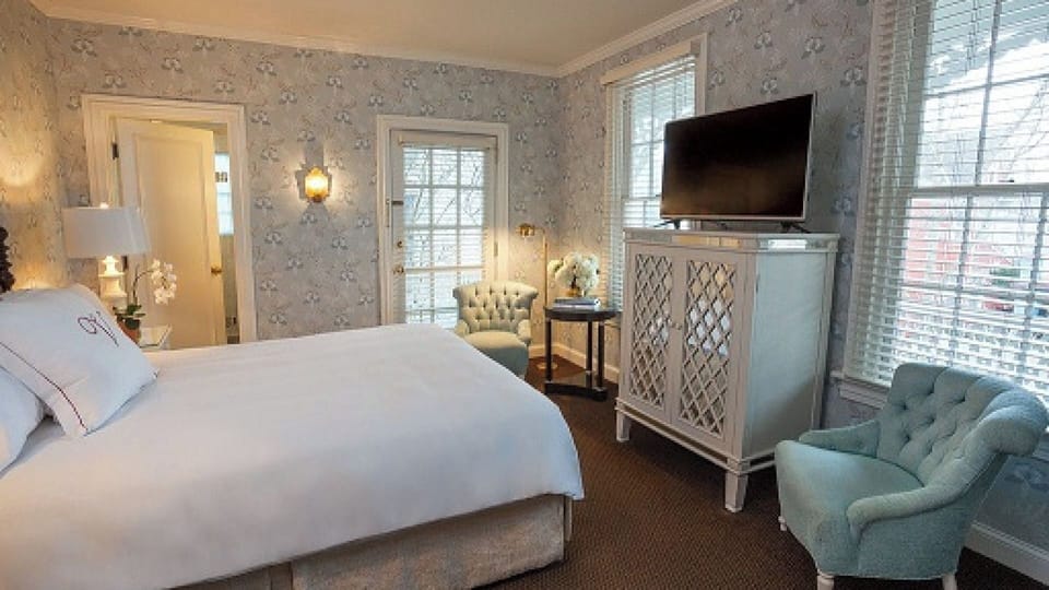King bed