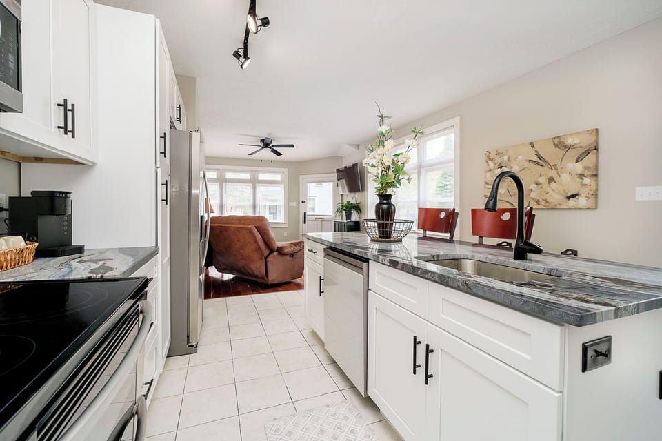 Fully equipped kitchen for all your cooking needs

