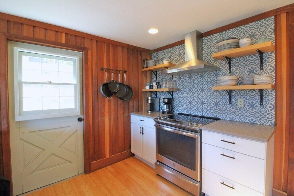 Front door leads straight into the kitchen