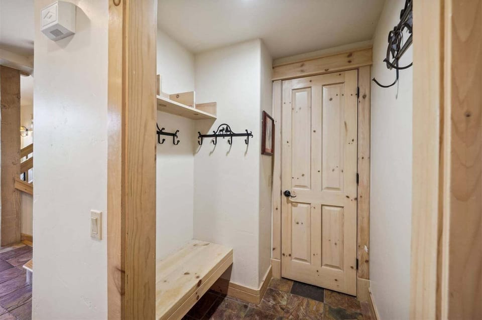 Ski Storage