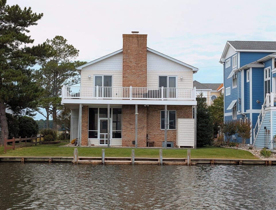 50 S. Anchorage, South Bethany - Rear-water side