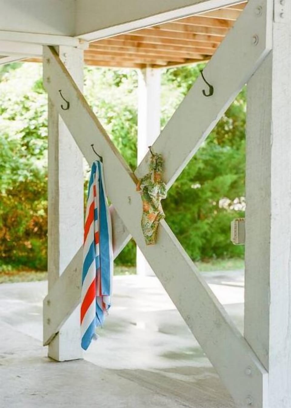 Hooks for drying beach towels and swimsuits