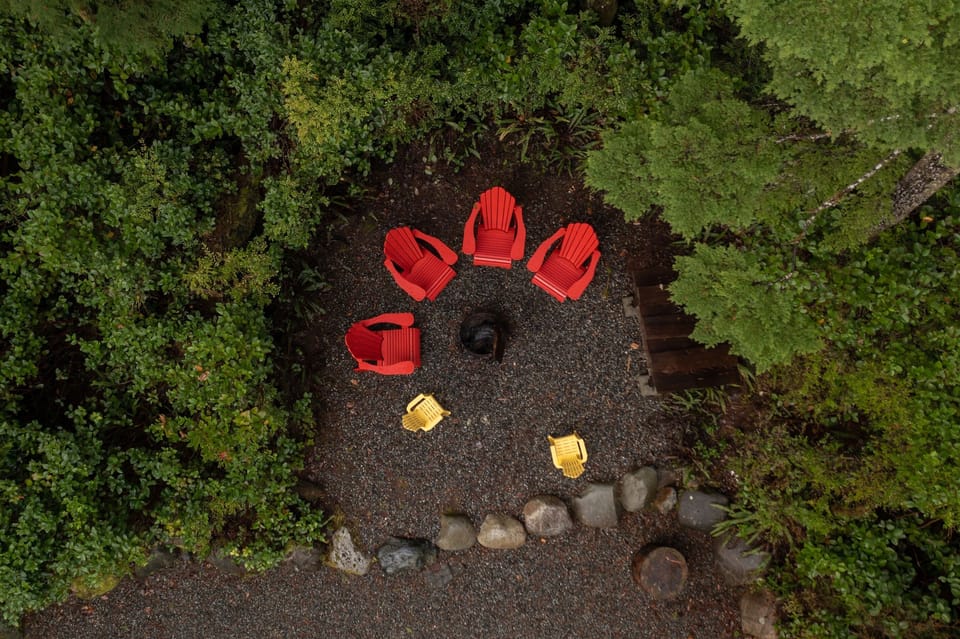Warm up at the fire pit - it's perfect for evening s'mores and stargazing! 