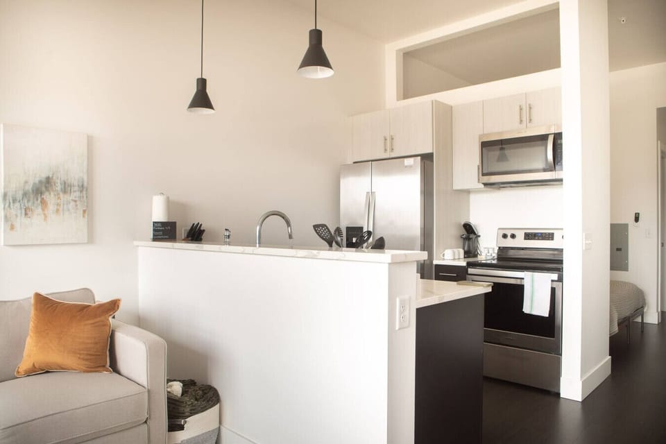Fuel up for a day of exploring Milwaukee with the fully equipped kitchen and complimentary Keurig coffee