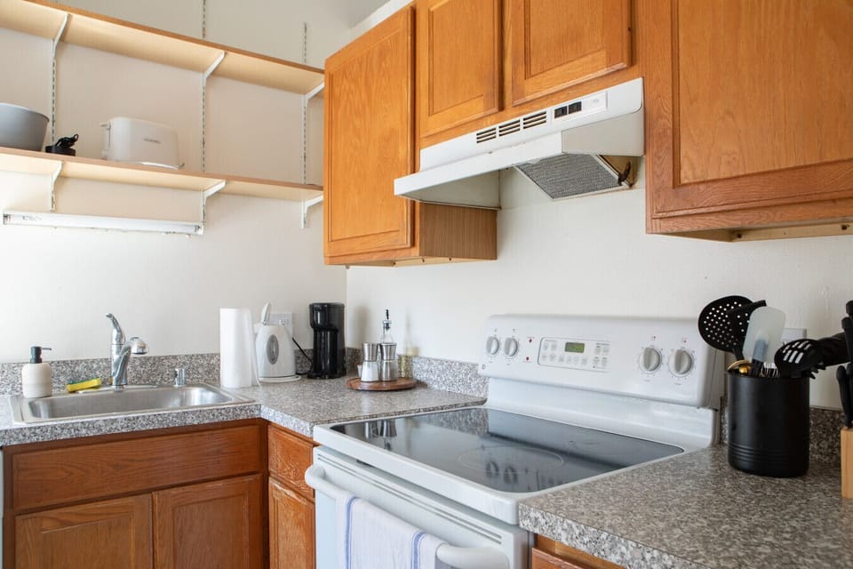 Fully equipped kitchen with everything you need to cook your favorite meals.