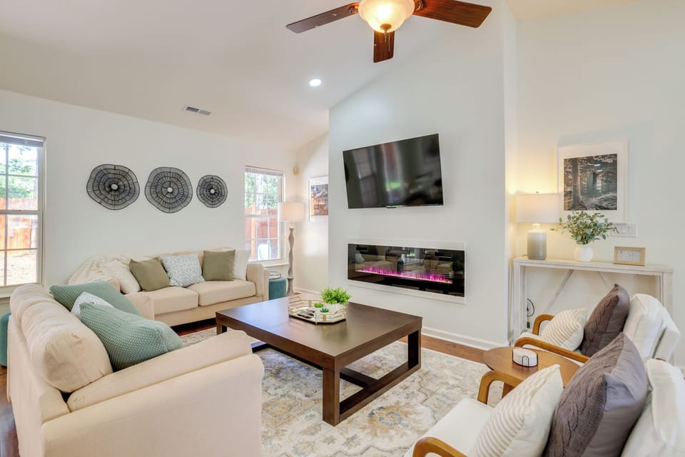 Simpsonville Vacation Rental | 4BR | 2BA | 1,850 Sq Ft | 2 Steps to Enter