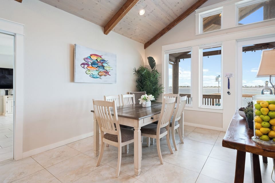 Dining Room Seating