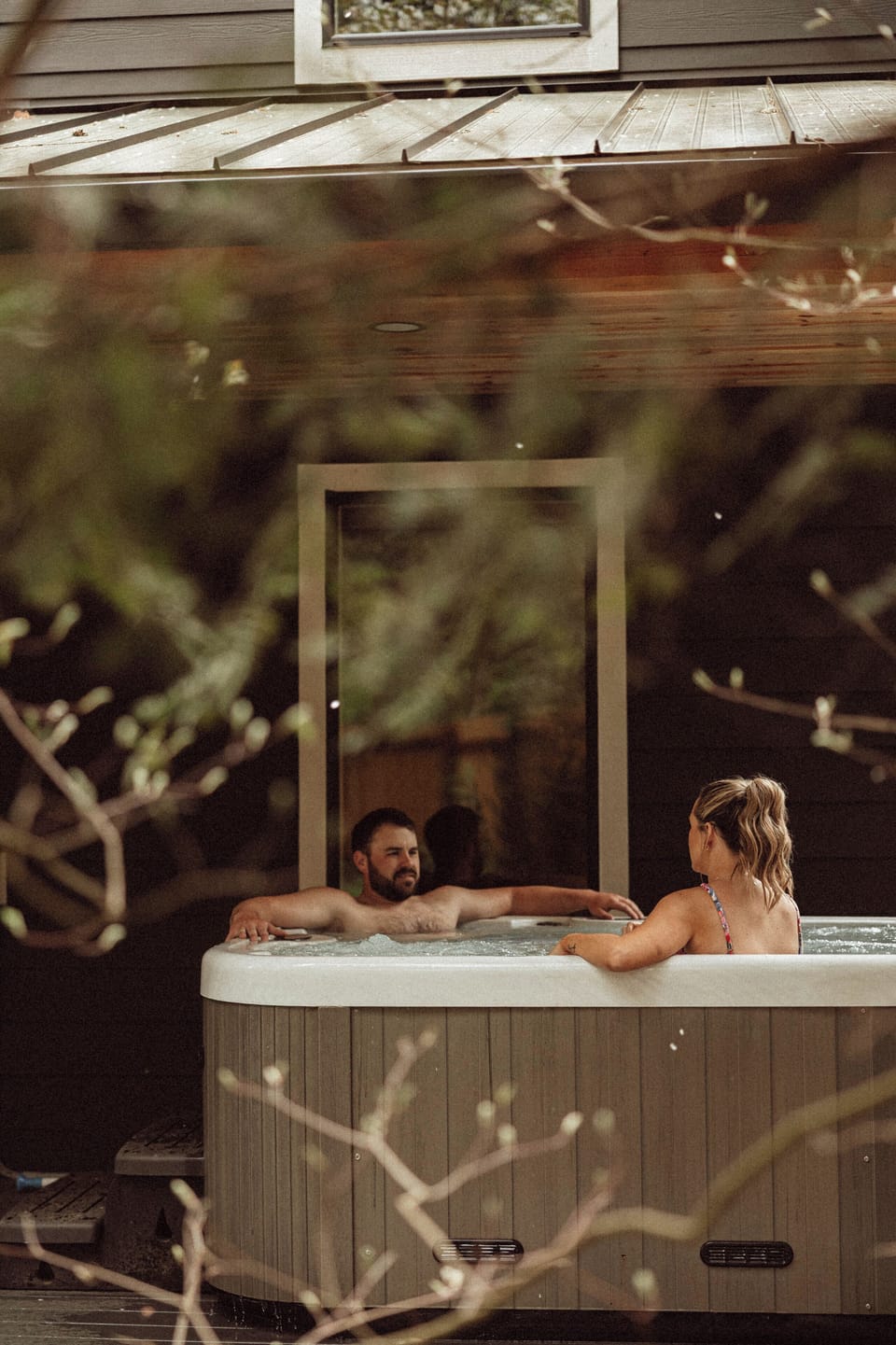Outdoor spa tub