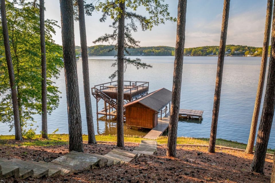 View overlooking Weiss Lake and private pier