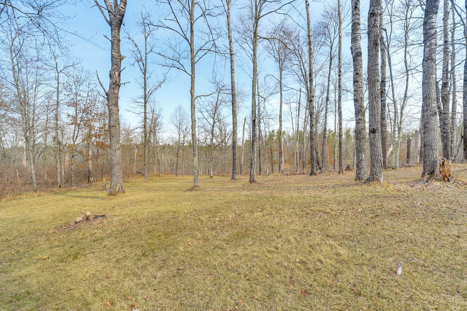 Cabin Exterior | Trail & Creek Access